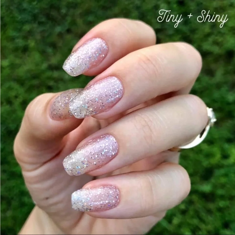 *Retired* Color Street: Tiny + Shiny (Petite) | Pink Glitter Clear Overlay - Picture 6 of 14